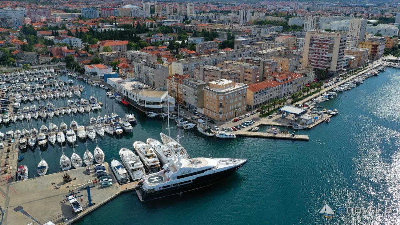 Holiday Resort Laura Zadar Extérieur photo